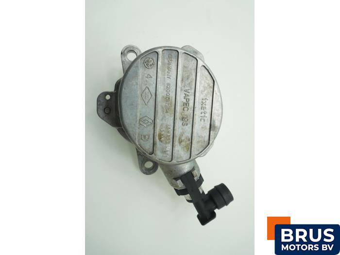 Gebruikte Vacuumpomp (Diesel) Renault Espace (JK) 2.2 dCi 16V Prijs € 90,75 Inclusief btw aangeboden door Brus Motors BV