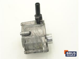 Gebruikte Videpomp (Diesel) Mercedes Sprinter 3,5t (906.73) 316 CDI 16V 4x4 Prijs € 90,75 Inclusief btw aangeboden door Brus Motors BV