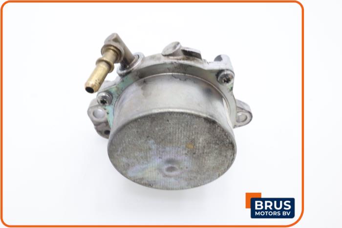 Vacuumpomp (Diesel) van een Opel Corsa C (F08/68) 1.3 CDTi 16V 2008