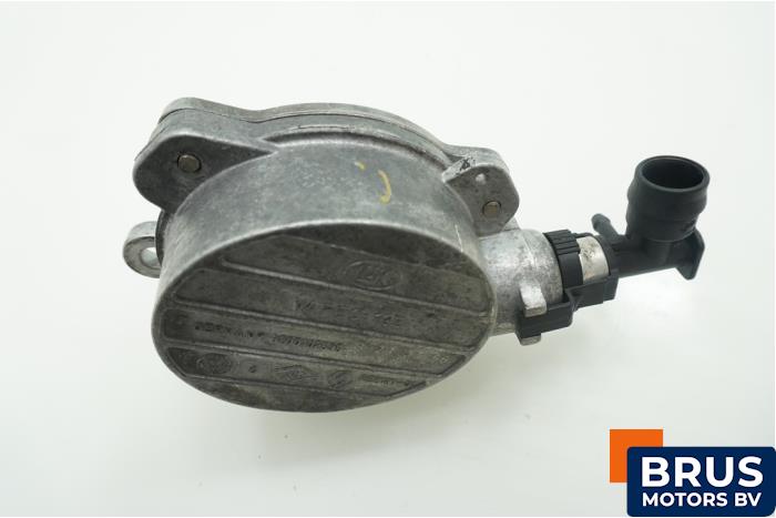 Gebruikte Vacuumpomp (Diesel) Renault Espace (JK) 2.2 dCi 16V Prijs € 90,75 Inclusief btw aangeboden door Brus Motors BV