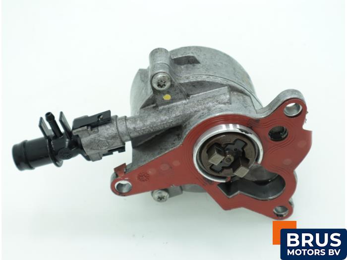 Gebruikte Vacuumpomp (Diesel) Renault Master III (MA/MB/MC/MD/MH/MF/MG/MH) 2.3 dCi 16V Prijs € 90,75 Inclusief btw aangeboden door Brus Motors BV