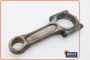 Gebruikte Drijfstang Peugeot Expert (G9) 2.0 HDi 120 Prijs € 90,75 Inclusief btw aangeboden door Brus Motors BV