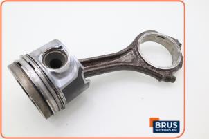 Gebruikte Drijfstang Volkswagen Touareg (7LA/7L6) 3.0 TDI V6 24V Prijs € 90,75 Inclusief btw aangeboden door Brus Motors BV