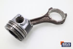 Gebruikte Drijfstang Volkswagen Touareg (7LA/7L6) 3.0 TDI V6 24V Prijs € 90,75 Inclusief btw aangeboden door Brus Motors BV