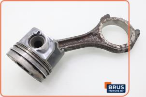 Gebruikte Drijfstang Volkswagen Touareg (7LA/7L6) 3.0 TDI V6 24V Prijs € 90,75 Inclusief btw aangeboden door Brus Motors BV