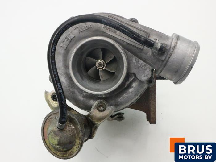 Gebruikte Turbo Chrysler Voyager/Grand Voyager (RG/RS) 2.5 CRD 16V Grand Voyager Prijs € 151,25 Inclusief btw aangeboden door Brus Motors BV