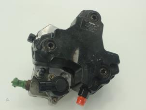 Gebruikte Brandstofpomp Mechanisch Volvo XC90 I 2.4 D5 20V Prijs € 211,75 Inclusief btw aangeboden door Brus Motors BV