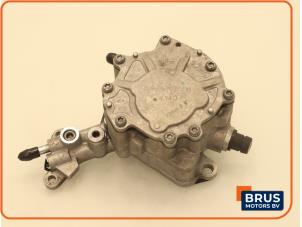 Gebruikte Brandstofpomp Mechanisch Volkswagen Caddy Combi III (2KB,2KJ) 1.9 TDI Prijs € 60,50 Inclusief btw aangeboden door Brus Motors BV