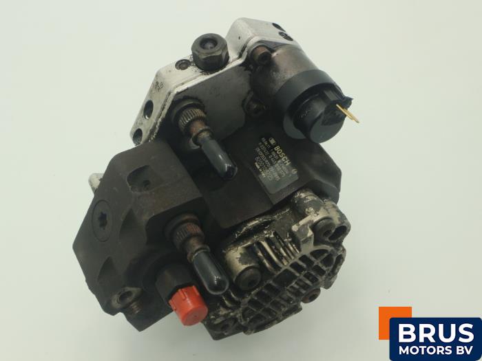 Gebruikte Brandstofpomp Mechanisch Renault Trafic New (EL) 1.9 dCi 100 16V Prijs € 90,75 Inclusief btw aangeboden door Brus Motors BV