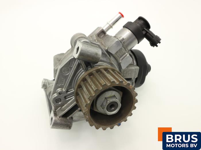 Gebruikte Brandstofpomp Mechanisch Mercedes Citan (415.6) 1.5 111 CDI Prijs € 211,75 Inclusief btw aangeboden door Brus Motors BV