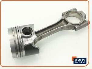 Gebruikte Drijfstang Skoda Octavia Combi (5EAC) 1.6 TDI Greenline 16V Prijs € 90,75 Inclusief btw aangeboden door Brus Motors BV