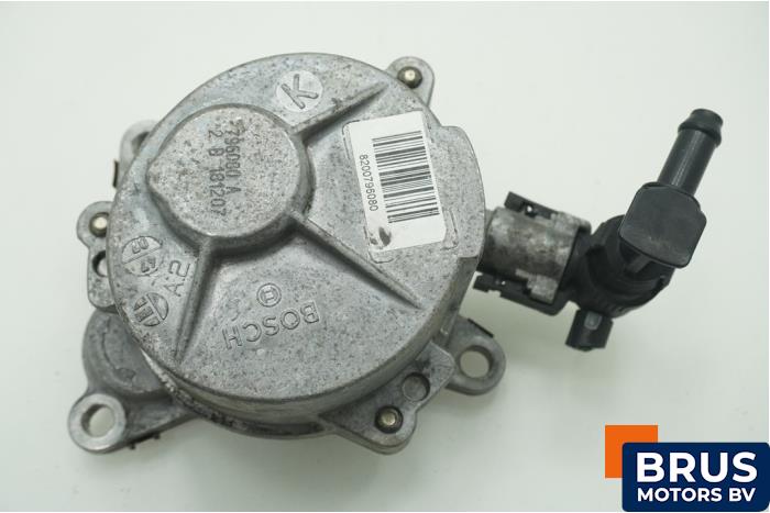 Gebruikte Vacuumpomp (Diesel) Nissan Qashqai (J10) 2.0 dCi Prijs € 90,75 Inclusief btw aangeboden door Brus Motors BV