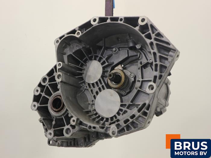 Gebruikte Versnellingsbak Opel Astra J GTC (PD2/PF2) 2.0 CDTI 16V ecoFLEX Prijs € 423,50 Inclusief btw aangeboden door Brus Motors BV