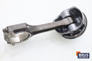 Gebruikte Drijfstang Volvo V40 (MV) 1.6 T4 GTDi 16V AWD Prijs € 90,75 Inclusief btw aangeboden door Brus Motors BV