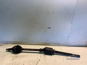 Gebruikte Cardanas rechts-voor (VWA) Opel Vivaro 1.9 DTI 16V Prijs € 26,00 Margeregeling aangeboden door Autodemontagebedrijf Middelburg B.V