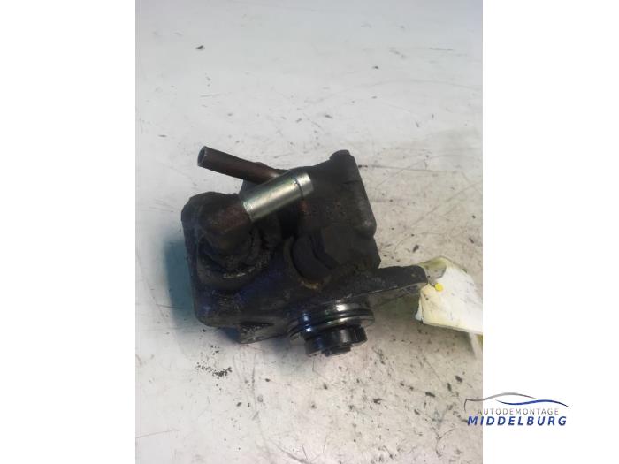 Gebruikte Servopomp Renault Master II (FD/HD) 2.8 dTi Prijs € 35,00 Margeregeling aangeboden door Autodemontagebedrijf Middelburg B.V