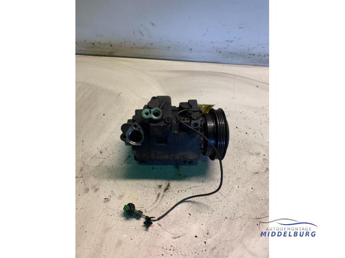 Gebruikte Aircopomp Volkswagen Passat (3B2) 1.6 Prijs € 14,00 Margeregeling aangeboden door Autodemontagebedrijf Middelburg B.V