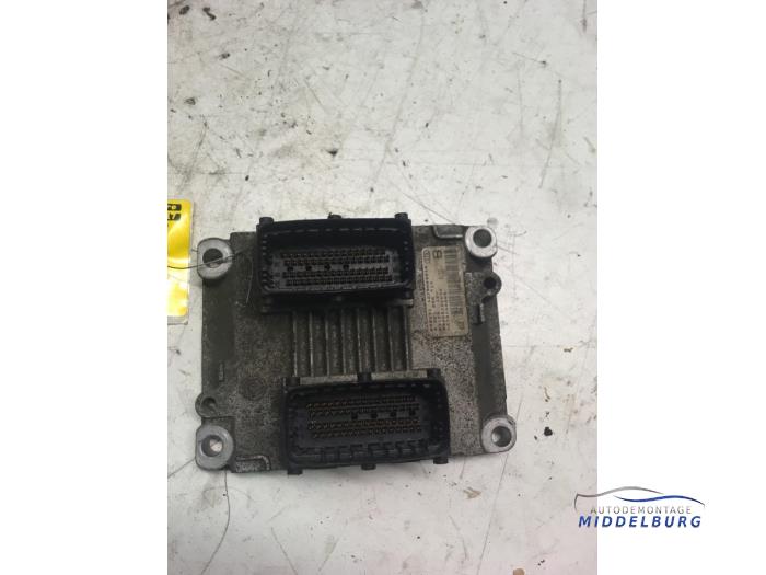 Gebruikte Computer Motormanagement Alfa Romeo 147 (937) 1.6 Twin Spark 16V Prijs € 17,00 Margeregeling aangeboden door Autodemontagebedrijf Middelburg B.V