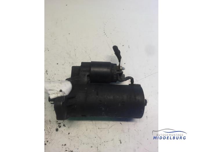 Gebruikte Startmotor Volkswagen Golf IV (1J1) 2.3 V5 GTI Prijs € 14,00 Margeregeling aangeboden door Autodemontagebedrijf Middelburg B.V
