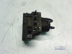 Gebruikte ABS Pomp Audi A4 Avant (B7) 2.0 TDI 16V Prijs € 23,00 Margeregeling aangeboden door Autodemontagebedrijf Middelburg B.V