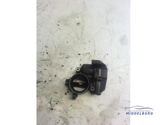 Gebruikte Gasklephuis Volkswagen Passat Variant (3C5) 2.0 TDI 16V Bluemotion Prijs € 24,00 Margeregeling aangeboden door Autodemontagebedrijf Middelburg B.V