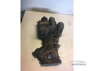 Gebruikte Distributiedeksel Volkswagen Golf V (1K1) 1.6 FSI 16V Prijs € 34,00 Margeregeling aangeboden door Autodemontagebedrijf Middelburg B.V