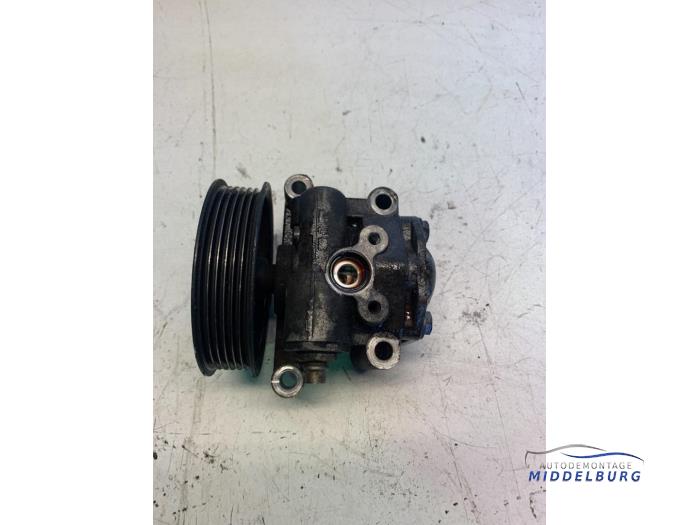 Gebruikte Servopomp Ford Fiesta 5 (JD/JH) 1.3 Prijs € 30,00 Margeregeling aangeboden door Autodemontagebedrijf Middelburg B.V