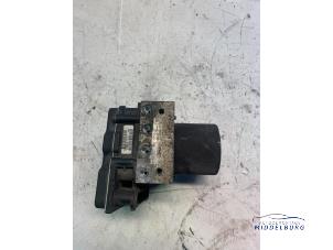 Gebruikte ABS Pomp Ford Transit 2.2 TDCi 16V Prijs € 19,00 Margeregeling aangeboden door Autodemontagebedrijf Middelburg B.V