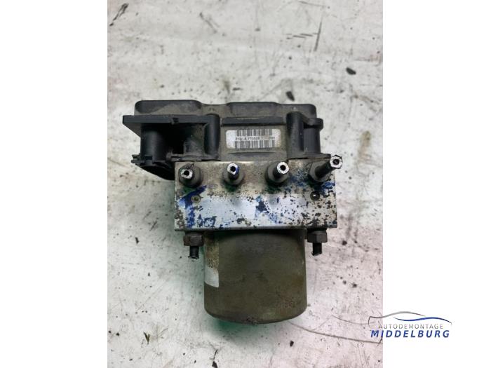 Gebruikte ABS Pomp Citroen Jumper (U9) 3.0 HDi 160 Euro 4 Prijs € 24,00 Margeregeling aangeboden door Autodemontagebedrijf Middelburg B.V
