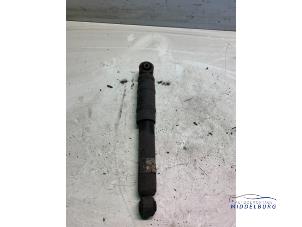 Gebruikte Schokdemper rechts-achter Opel Meriva 1.6 16V Prijs € 19,00 Margeregeling aangeboden door Autodemontagebedrijf Middelburg B.V