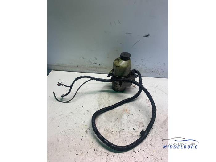 Gebruikte Servopomp Opel Astra H SW (L35) 1.7 CDTi 16V Prijs € 34,00 Margeregeling aangeboden door Autodemontagebedrijf Middelburg B.V