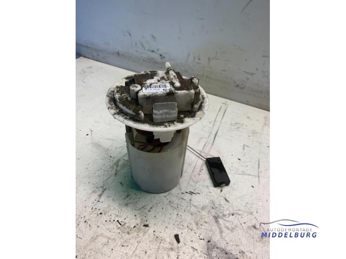 Gebruikte Brandstofpomp Elektrisch Peugeot 207/207+ (WA/WC/WM) 1.6 16V Prijs € 9,00 Margeregeling aangeboden door Autodemontagebedrijf Middelburg B.V