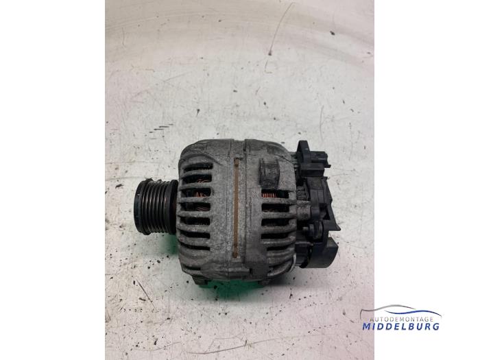Gebruikte Alternator Nissan Qashqai (J10) 1.5 dCi DPF Prijs € 24,00 Margeregeling aangeboden door Autodemontagebedrijf Middelburg B.V