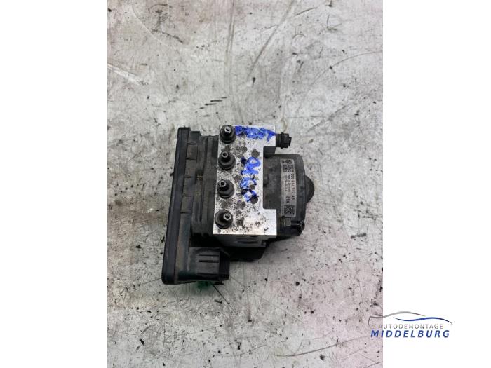 Gebruikte ABS Pomp Volkswagen Passat (3G2) 2.0 TDI 16V 190 4Motion Prijs € 99,00 Margeregeling aangeboden door Autodemontagebedrijf Middelburg B.V