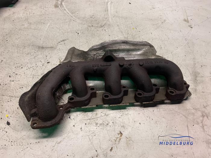 Gebruikte Spruitstuk Uitlaat Ford Transit 2.2 TDCi 16V Prijs € 23,00 Margeregeling aangeboden door Autodemontagebedrijf Middelburg B.V