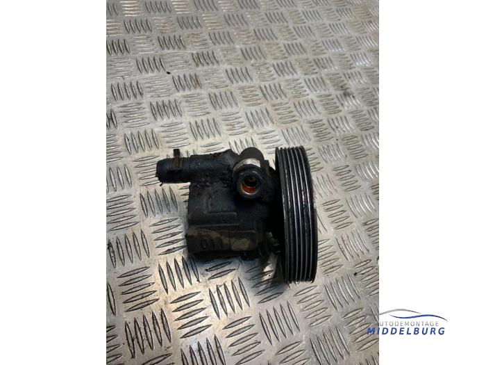 Gebruikte Servopomp Renault Megane Break/Grandtour (KA) 1.4e Prijs € 17,00 Margeregeling aangeboden door Autodemontagebedrijf Middelburg B.V
