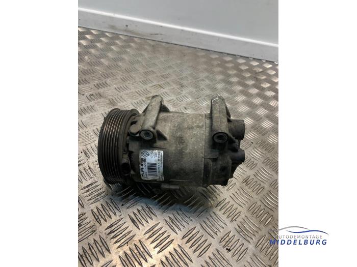 Gebruikte Aircopomp Renault Megane II CC (EM) 1.9 dCi 115 Prijs € 38,00 Margeregeling aangeboden door Autodemontagebedrijf Middelburg B.V