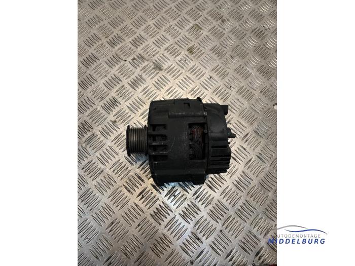 Gebruikte Dynamo Renault Megane II CC (EM) 1.9 dCi 115 Prijs € 33,00 Margeregeling aangeboden door Autodemontagebedrijf Middelburg B.V