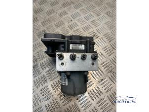 Gebruikte ABS Pomp Fiat Punto III (199) 1.3 JTD Multijet Start&Stop 16V Prijs € 24,00 Margeregeling aangeboden door Autodemontagebedrijf Middelburg B.V