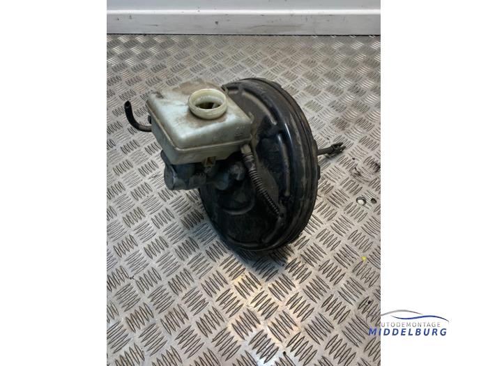 Gebruikte Rembooster Opel Astra H (L48) 1.7 CDTi 16V Prijs € 40,00 Margeregeling aangeboden door Autodemontagebedrijf Middelburg B.V