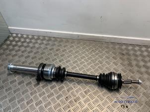 Nieuwe Steekas rechts-voor Volkswagen Transporter/Caravelle T5 2.0 TDI DRF Prijs € 163,35 Inclusief btw aangeboden door Autodemontagebedrijf Middelburg B.V