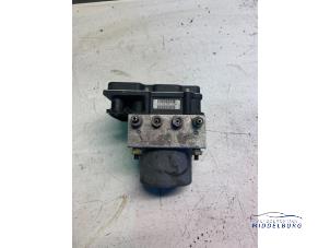 Gebruikte ABS Pomp Peugeot 307 Break (3E) 1.6 16V Prijs € 29,00 Margeregeling aangeboden door Autodemontagebedrijf Middelburg B.V
