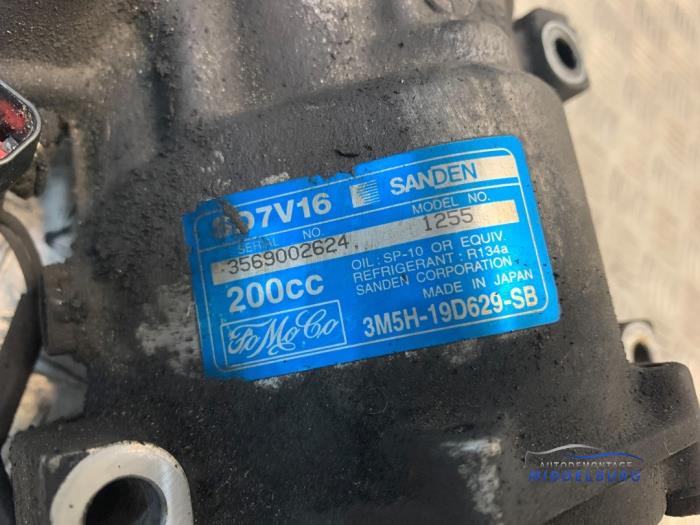 Aircopomp van een Volvo S40 (MS) 1.6 D 16V 2006