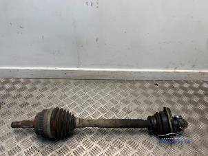 Gebruikte Steekas links-voor Opel Movano (4A1; 4A2; 4B2; 4B3; 4C2; 4C3) 1.9 CDTI Prijs € 69,00 Margeregeling aangeboden door Autodemontagebedrijf Middelburg B.V