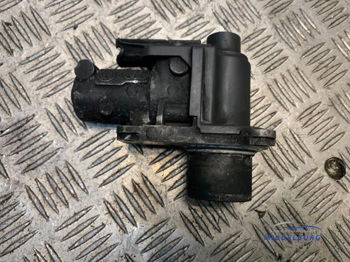 Gebruikte EGR Klep Volkswagen Passat Variant (3C5) 2.0 TDI 140 Prijs € 19,00 Margeregeling aangeboden door Autodemontagebedrijf Middelburg B.V
