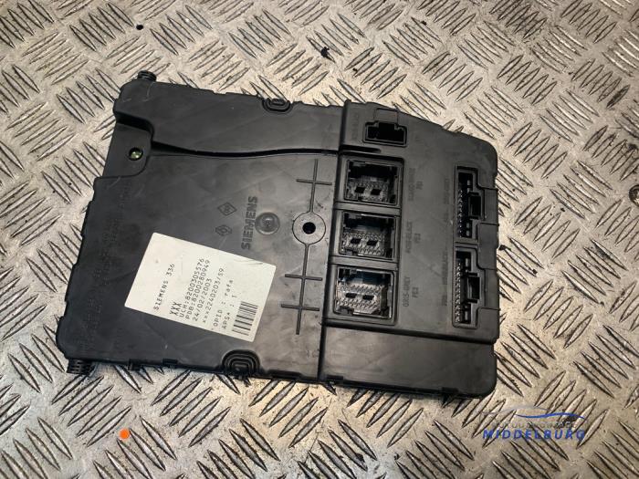 Gebruikte Computer Body Control Renault Megane II (BM/CM) 2.0 16V Prijs € 49,00 Margeregeling aangeboden door Autodemontagebedrijf Middelburg B.V