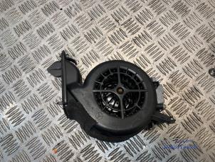 Gebruikte Chaufage Ventilatiemotor Mercedes C Combi (S203) 2.0 C-200K 16V Prijs € 24,00 Margeregeling aangeboden door Autodemontagebedrijf Middelburg B.V