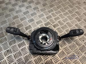 Gebruikte Licht + Raw Schakelaar BMW 1 serie (E81) 116i 1.6 16V Prijs € 24,00 Margeregeling aangeboden door Autodemontagebedrijf Middelburg B.V