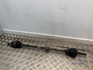 Gebruikte Homokineetas rechts-voor Chevrolet Spark (M300) 1.0 16V Bifuel Prijs € 19,00 Margeregeling aangeboden door Autodemontagebedrijf Middelburg B.V