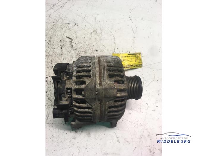 Gebruikte Dynamo Iveco New Daily IV Prijs € 39,00 Margeregeling aangeboden door Autodemontagebedrijf Middelburg B.V